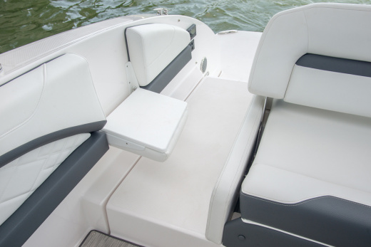 Regal 3300