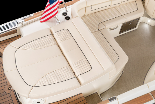 Chris-Craft Launch 25 GT