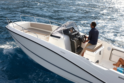 QUICKSILVER ACTIV 755 OPEN