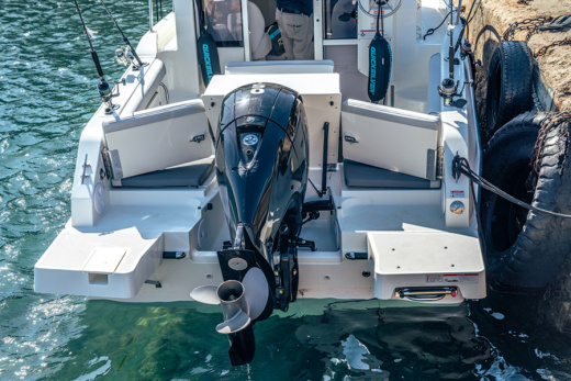 QUICKSILVER 625 PILOTHOUSE