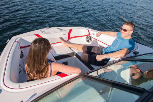 Regal 22 FASDECK