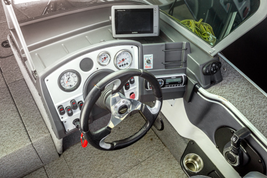 ALUMACRAFT TROPHY 205 (2014г)