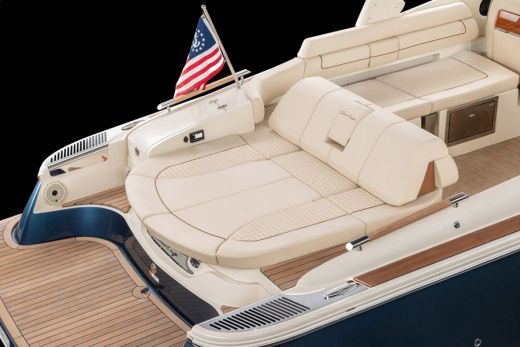 Chris-Craft Launch 31 GT