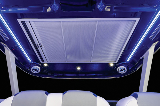 Chaparral 300 OSX