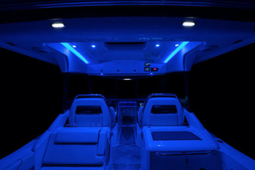 Chris-Craft Calypso 35