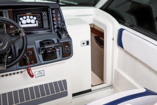 Chaparral 300 OSX