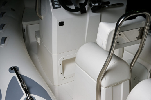 Лодка BRIG Navigator N610L