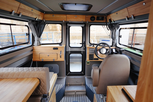 Swift Chaser 700
