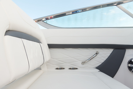 Regal 26 FASDECK