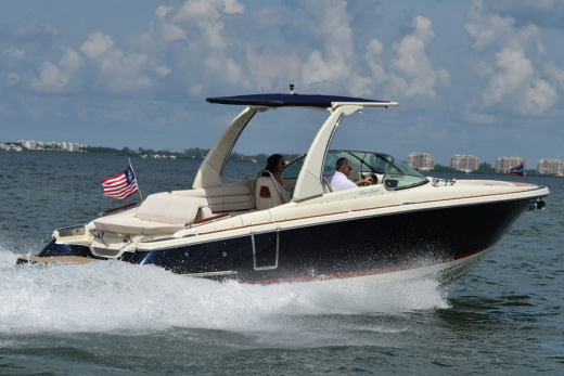 Chris-Craft Launch 28 GT