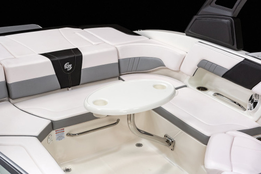 Chaparral 23 Surf