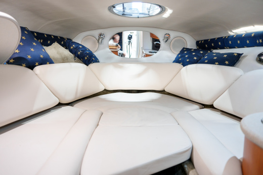 Crownline 315 SCR