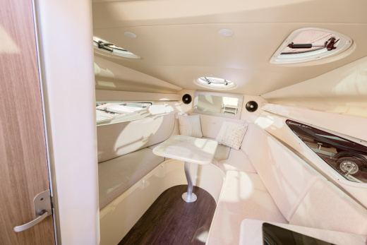 Regal 28 EXPRESS