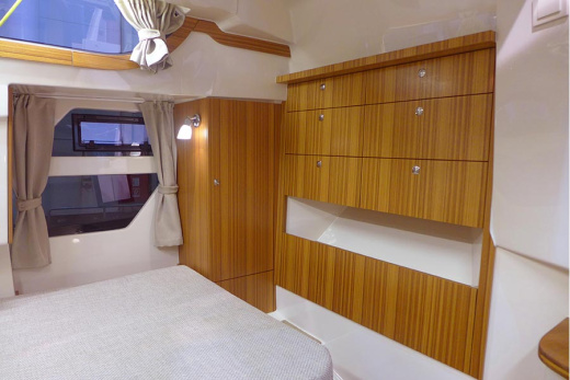 Моторная яхта Marex 373 Aft Cabin Cruiser