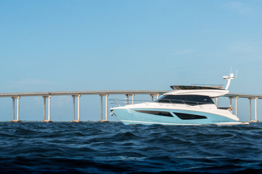 Regal 42 FLY
