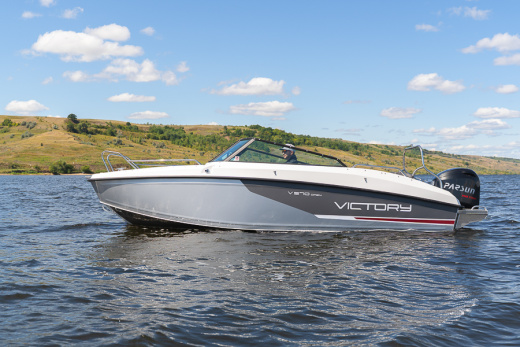 Victory 570 Open
