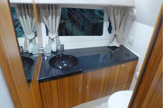 Моторная яхта Marex 373 Aft Cabin Cruiser