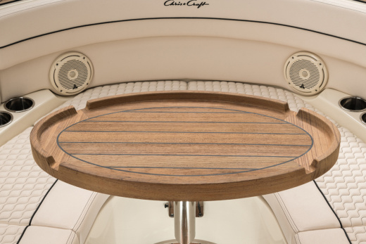 Chris-Craft Launch 28 GT