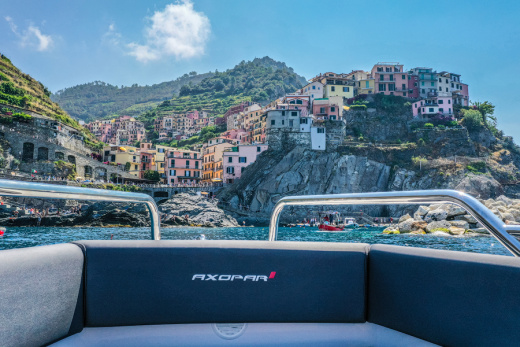 Axopar 28 Cabin