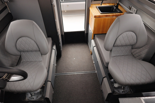 Swift Chaser 750