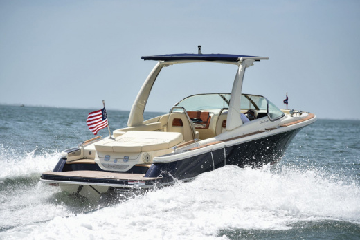Chris-Craft Launch 31 GT