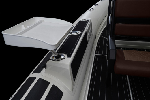 Лодка BRIG Navigator 24