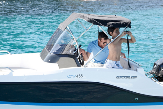 QUICKSILVER ACTIV 455 OPEN