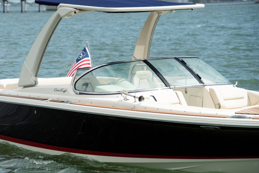 Chris-Craft Launch 25 GT