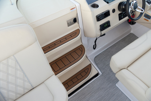Regal 33 EXPRESS