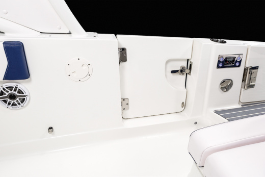 Chaparral 300 OSX