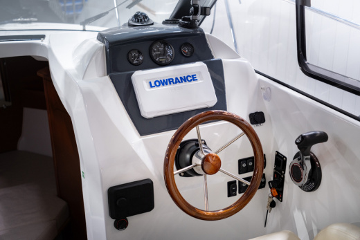 Beneteau Antares 7.80  (2013г)