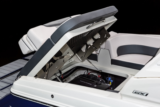 Chaparral 30 SURF
