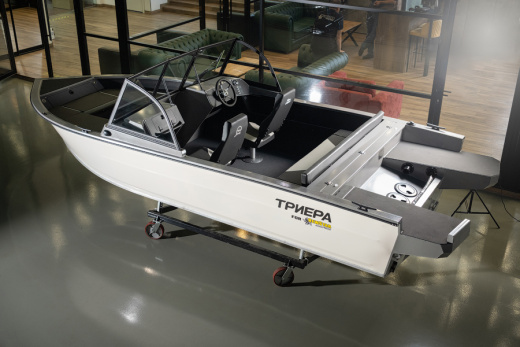 Триера 490 Боурайдер