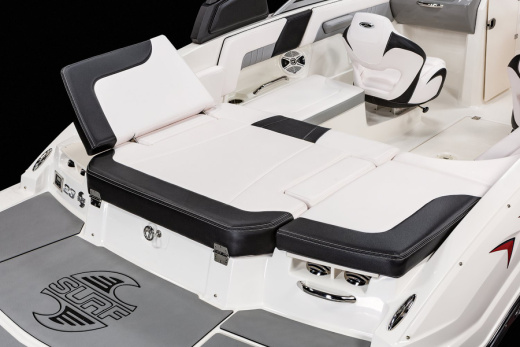 Chaparral 23 Surf