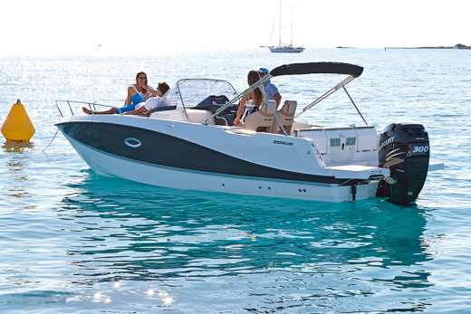 QUICKSILVER ACTIV 755 SUNDECK