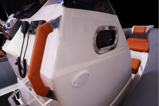 Лодка BRIG Eagle E8
