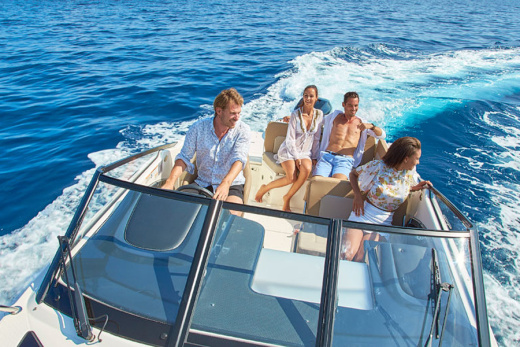 QUICKSILVER ACTIV 755 CRUISER