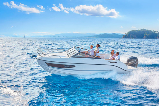 QUICKSILVER ACTIV 755 CRUISER