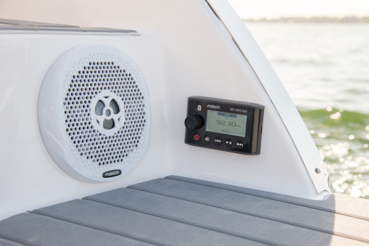 Regal 26 FASDECK
