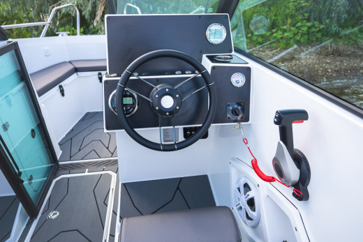 Victory 570 Open