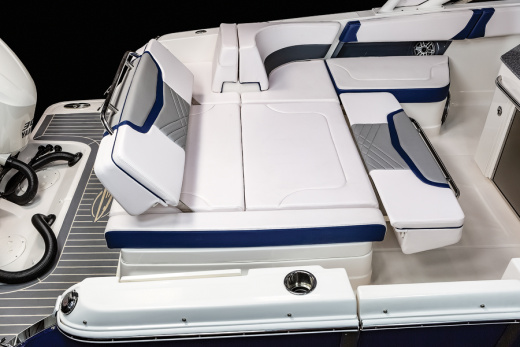Chaparral 300 OSX