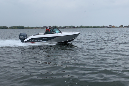 Victory 515