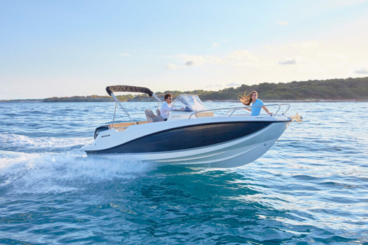 QUICKSILVER ACTIV 605 OPEN