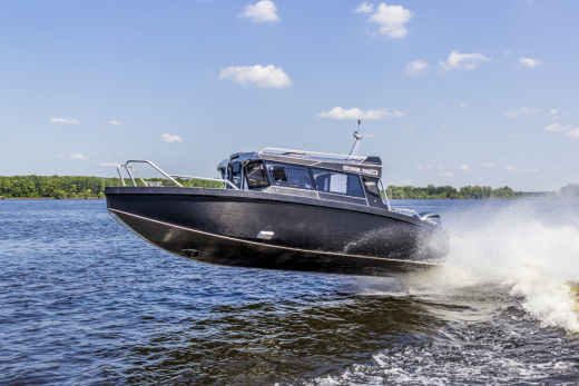 Volzhanka Voyager 700 COB (CabinOpenBow)