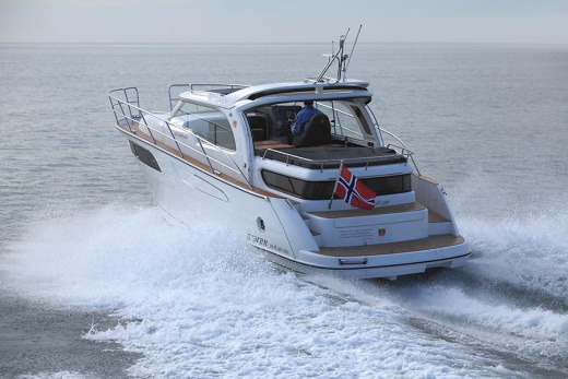 Моторная яхта Marex 320 Aft Cabin Cruiser