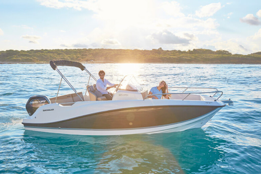 QUICKSILVER ACTIV 605 OPEN