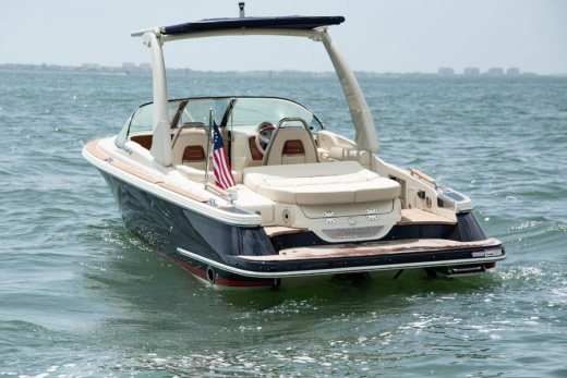 Chris-Craft Launch 25 GT