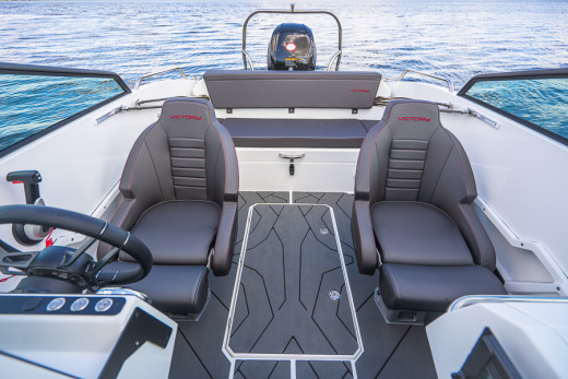 Victory 570 Open