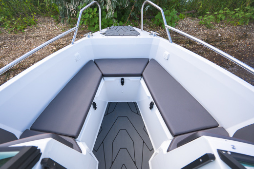 Victory 570 Open