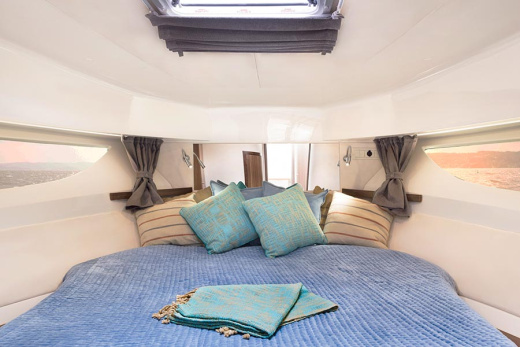 Моторная яхта Marex 375